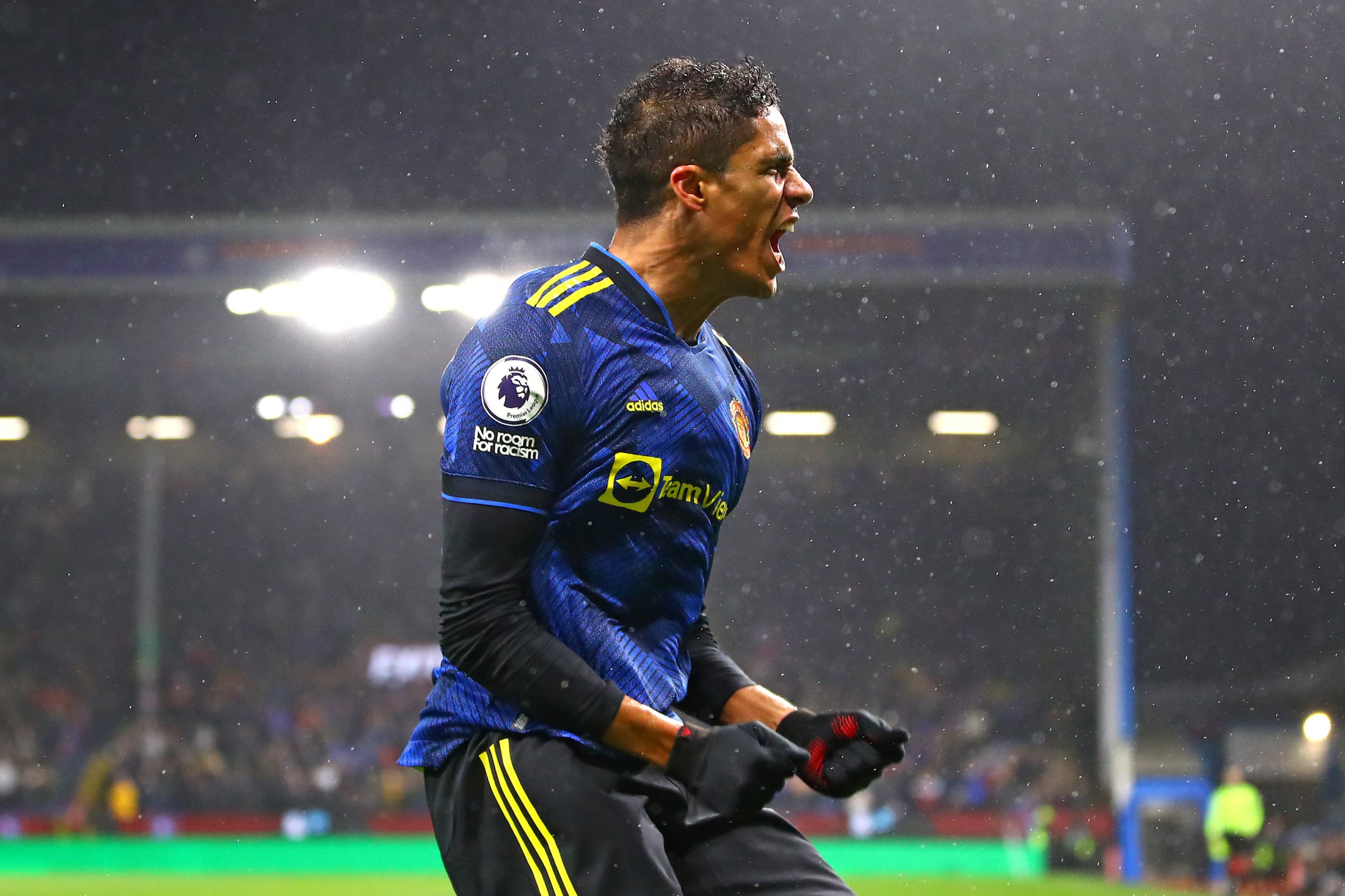 Man Utd cuối cùng đã tìm được Ferdinand, vậy ai sẽ là Vidic? - Bóng Đá