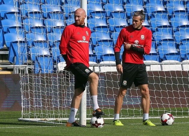James Collins mentions Tottenham when discussing Gareth Bale’s future - Bóng Đá