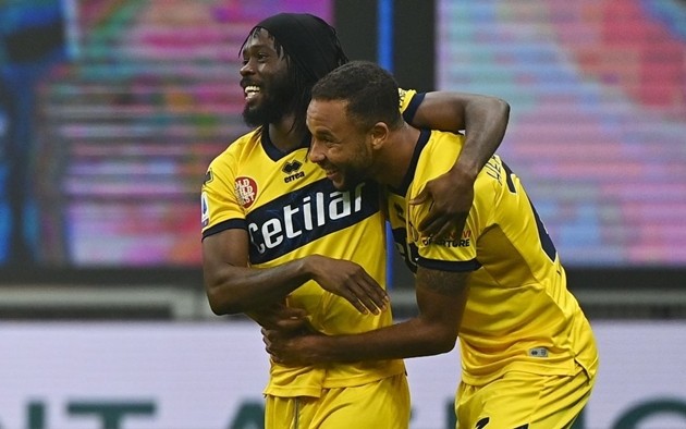 Làm trái ý Conte, ban lãnh đạo khiến Inter “ôm hận” bởi Gervinho - Bóng Đá