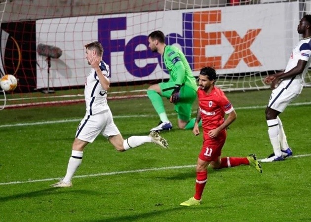 TOTTENHAM HOTSPUR: SUPPORTERS SLAM BEN DAVIES - Bóng Đá