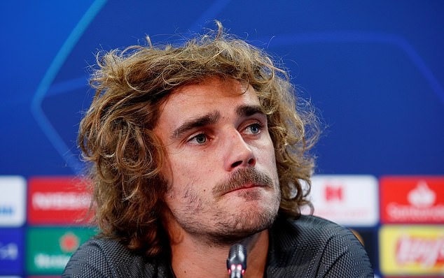 Antoine Griezmann has already realised you only thrive at Barcelona with Lionel Messi's blessing... and his early theatrics have not gone down well - Bóng Đá