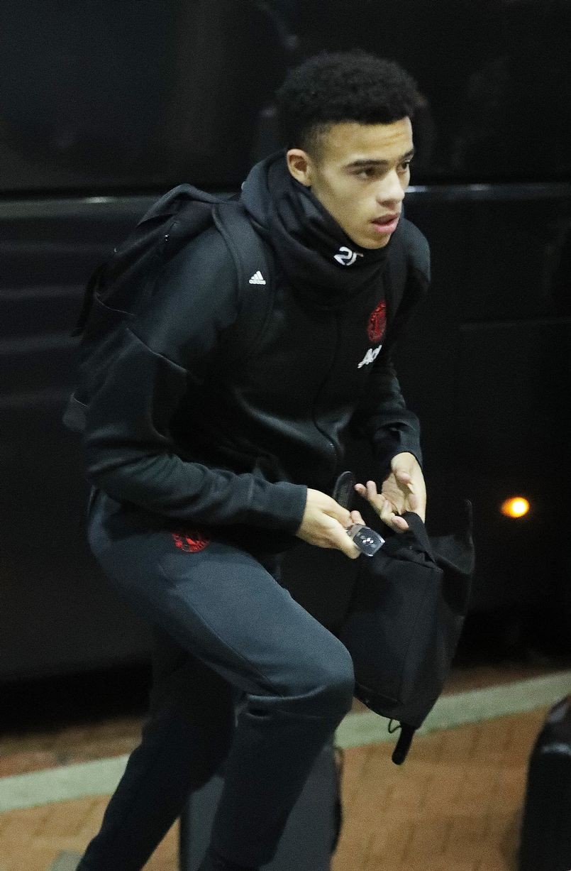 Dàn sao Man Utd đổ bộ tới khách sạn Lowry: Maguire căng thẳng; 'Nhân tố X' có mặt - Bóng Đá