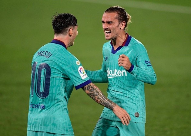 Griezmann: Messi told me he was screwed when I didn't pick Barca - Bóng Đá