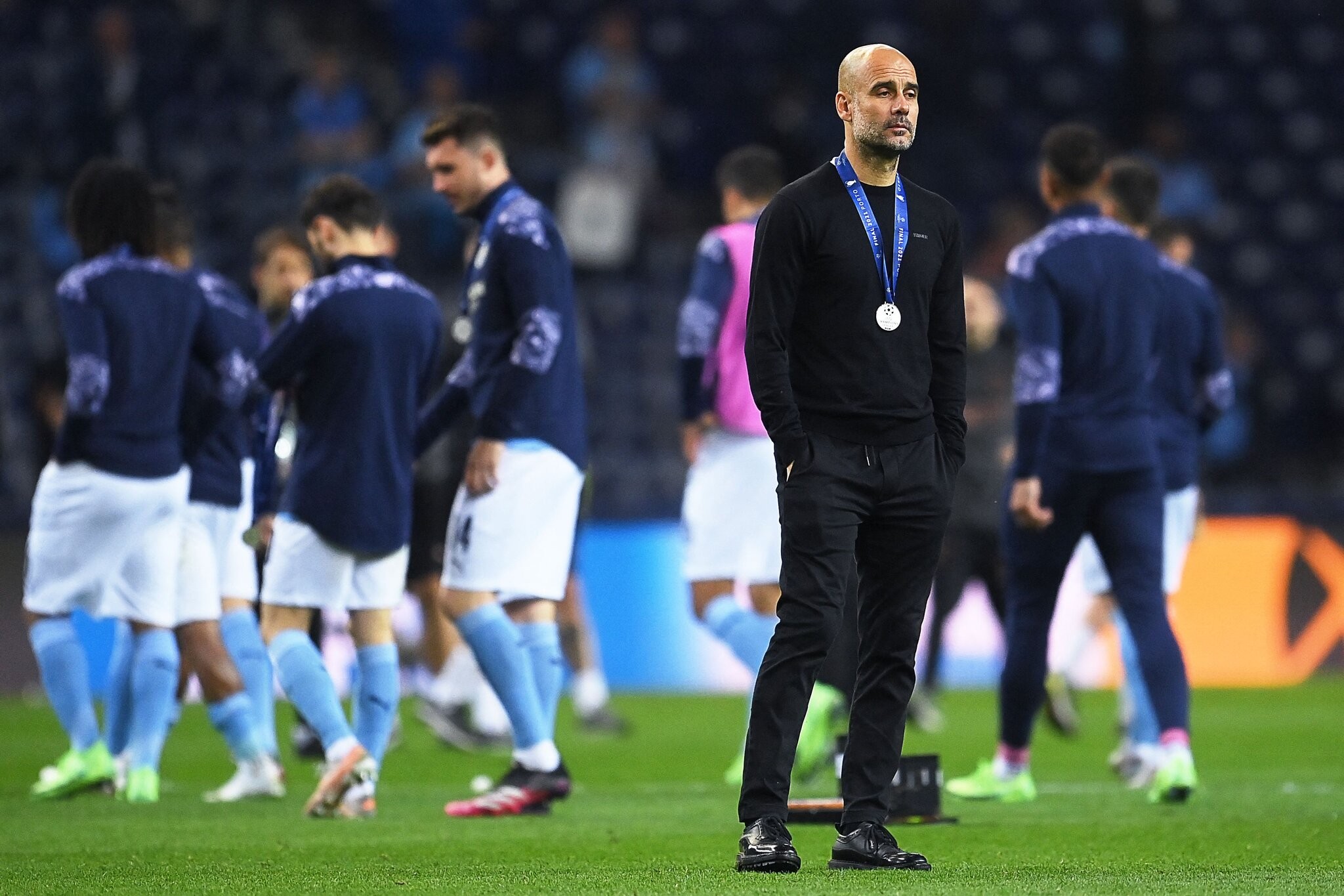 Pep Guardiola sai lầm khi nghĩ quá nhiều - Bóng Đá