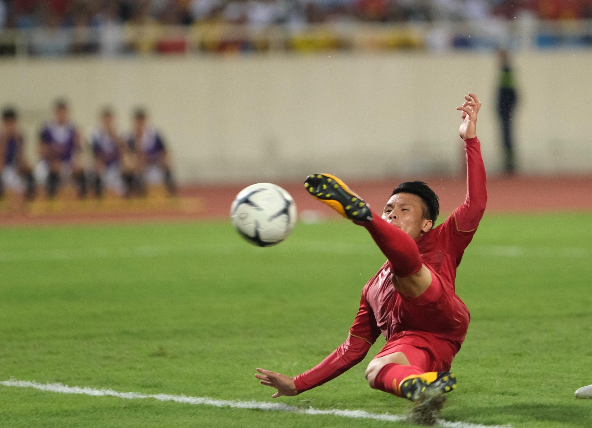 Thủ môn Malaysia khen Quang Hải - Bóng Đá