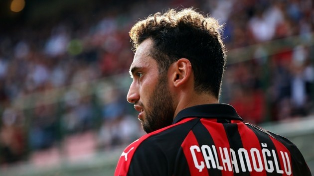 Man United ready to give calhanoglu 5 years contract - Bóng Đá