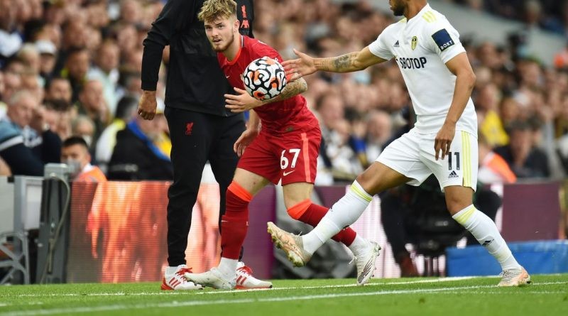 Harvey Elliott gãy chân - Bóng Đá