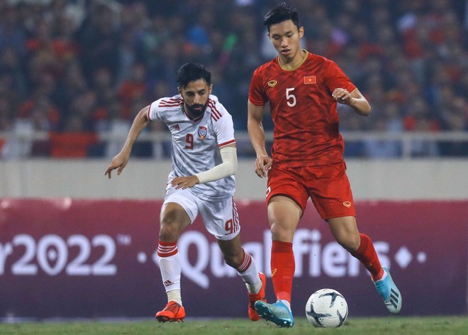 Văn Hậu lại lộ ảnh gây sốt, vạm vỡ như cầu thủ Premier League - Bóng Đá