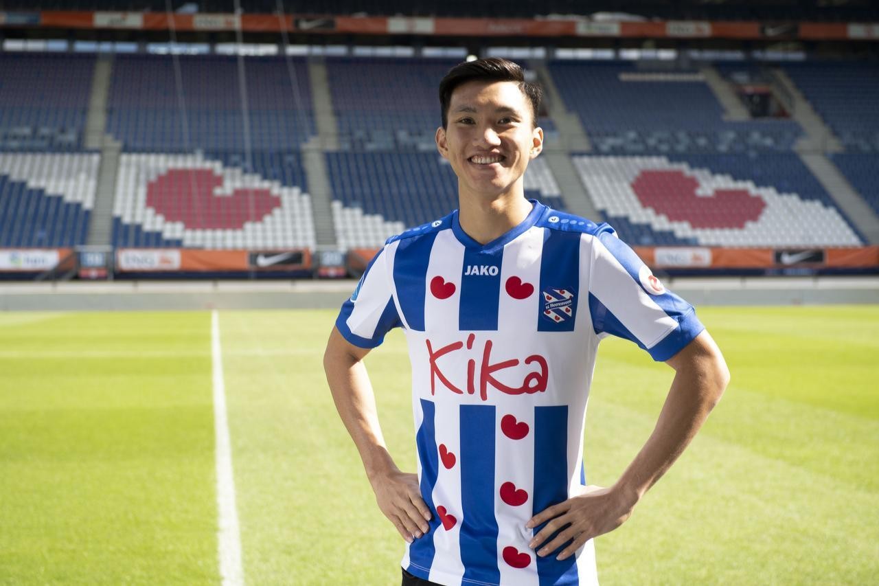 Đây, lý do Đoàn Văn Hậu vẫn chưa được ra sân thi đấu cho SC Heerenveen - Bóng Đá