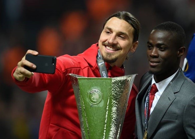 Từ Thiago đến Zlatan: 10 ngôi sao 'lên đỉnh' sau khi chia tay Barca - Bóng Đá