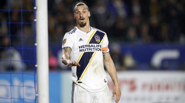 Napoli: Làm ơn, đừng chiêu mộ Ibrahimovic! - Bóng Đá