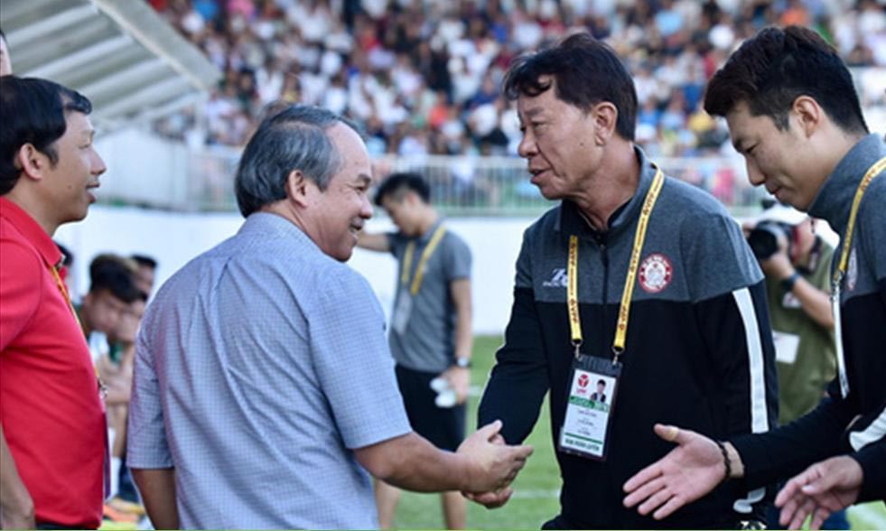 Chia tay HAGL: Người thăng hoa - kẻ bế tắc - Bóng Đá