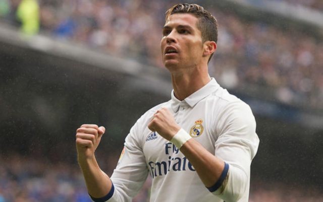 Cristiano Ronaldo’s transfer options narrowing as Real Madrid distance themselves from a return for Juventus star - Bóng Đá