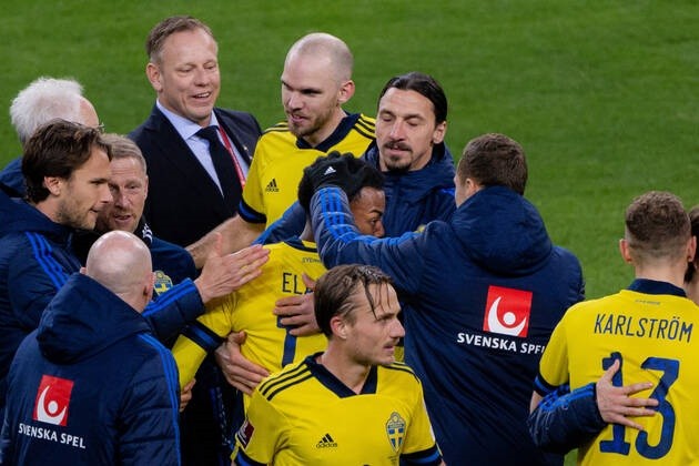 Anthony Elanga makes his senior debut for Sweden!  - Bóng Đá