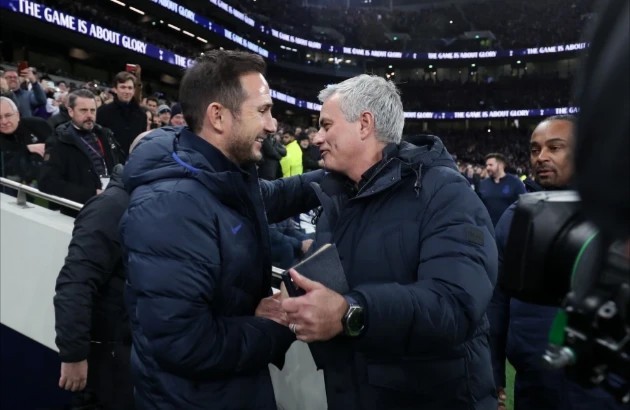 Frank Lampard says naked shower chat with ex-Chelsea boss Jose Mourinho was ‘beautiful’ and opened eyes to management - Bóng Đá