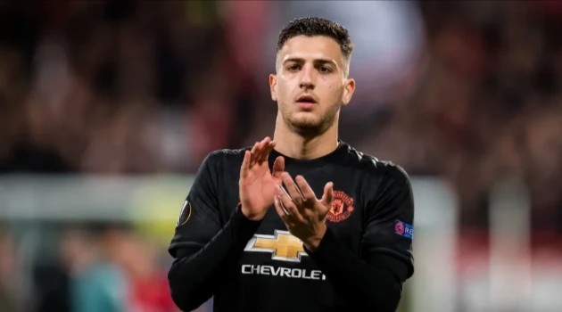 Dalot wants to go but Solskjaer refuses to let him leave - Bóng Đá