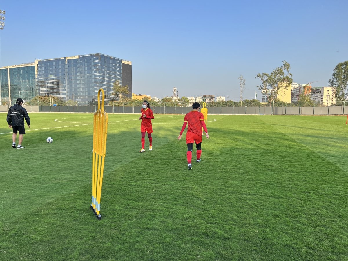 Tuyển nữ Việt Nam vs Hàn Quốc - vượt qua chính mình - Bóng Đá