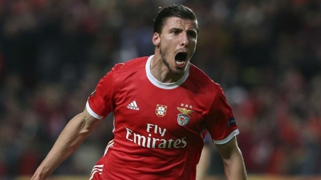 Man city to get Dias and Tottenham to get Skriniar  - Bóng Đá