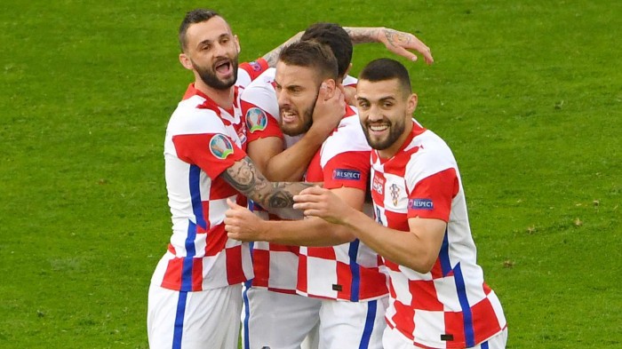 Modric quá đẳng cấp, ứng cử viên bàn thắng đẹp nhất EURO là đây - Bóng Đá