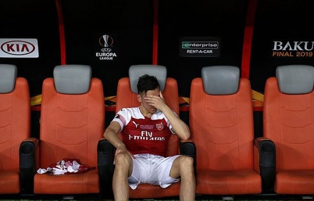 Arsenal không cần, giờ anh níu kéo được gì Ozil? - Bóng Đá