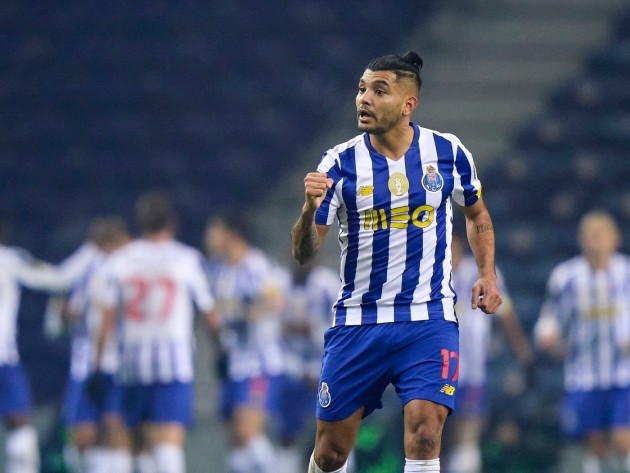 TRANSFER NEWS: CHELSEA KEEN ON JESUS CORONA - Bóng Đá