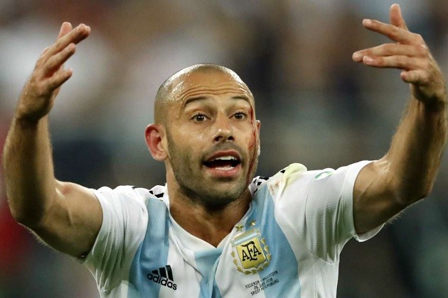Javier Mascherano retires: Luis Suarez’s reaction to Argentine’s only Barcelona goal - Bóng Đá