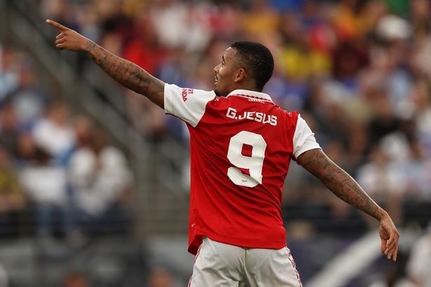 Đồng đội cũ tiết lộ sự khổ luyện của Gabriel Jesus - Bóng Đá