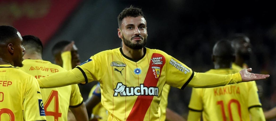 Mục tiêu của M.U, Chelsea có bến đỗ mới - Bóng Đá