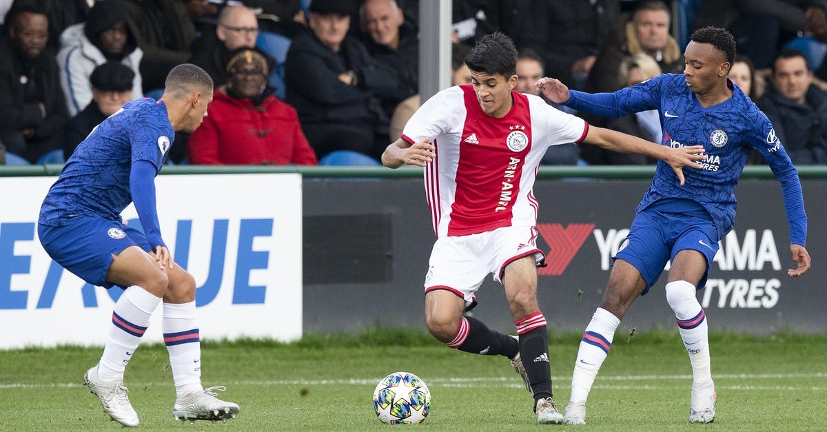 Joshua Pynadath is hoping to continue his career with Chelsea  - Bóng Đá