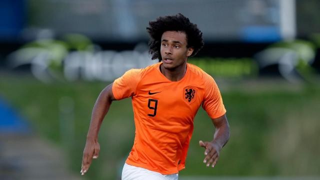 Joshua Zirkzee - Trung phong ghi 2 bàn sau 16 phút ra sân cho Bayern - Bóng Đá