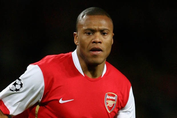 Nhìn lại những bản hợp đồng của Arsenal sau khi chi tiền xây sân  Emirates - Bóng Đá