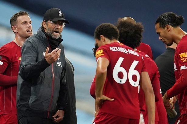 3 điều điên rồ xuất hiện ở Premier League mùa này - Bóng Đá