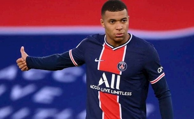 PSG consider giant offer to tempt Mbappe to stay - Bóng Đá