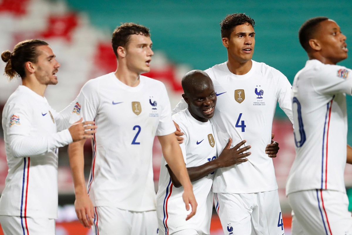 N'Golo Kante bật chế độ 