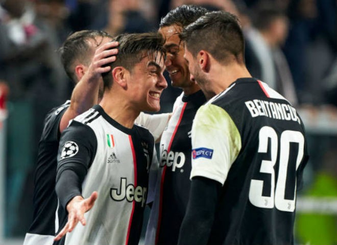 Lập thành tích đáng nể, Ronaldo lại mang tới... thảm họa - Bóng Đá