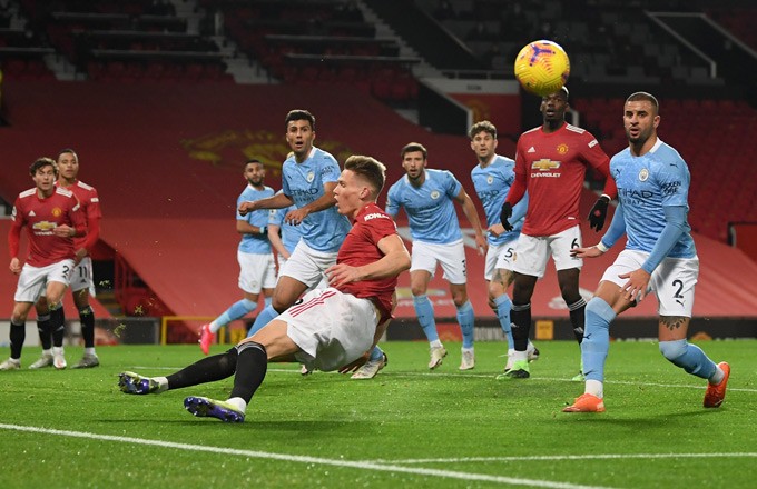 Niềm vui nhân đôi, Man City ăn mừng quá đặc biệt - Bóng Đá