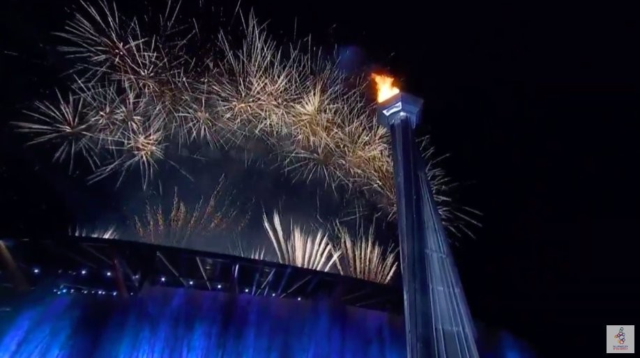 Khai mạc SEA Games 30: Văn hóa, màu sắc và người đẹp - Bóng Đá