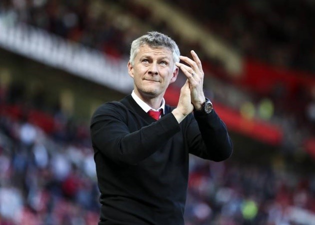 Sir Alex Ferguson’s assistant Rene Meulensteen claims Manchester United are one signing away from title challenge - Bóng Đá