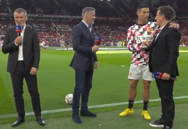  Ferdinand 'xát muối' vào nỗi xấu hổ của Carragher - Bóng Đá