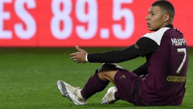Mbappe taken off as a precaution, confirms Tuchel - Bóng Đá