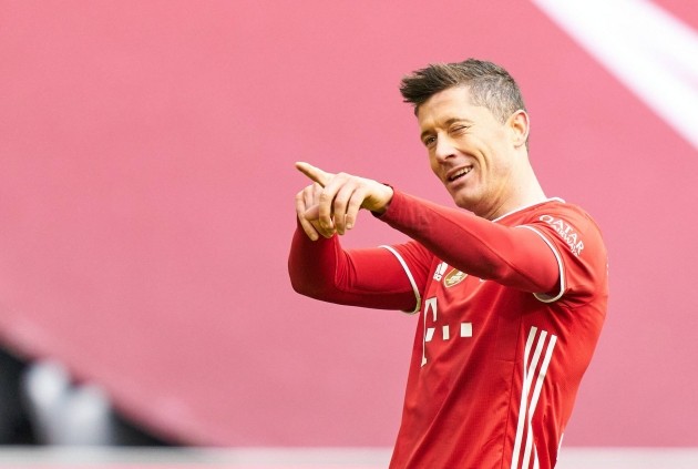 Chelsea on alert as Robert Lewandowski agent opens the door to a Premier League move - Bóng Đá