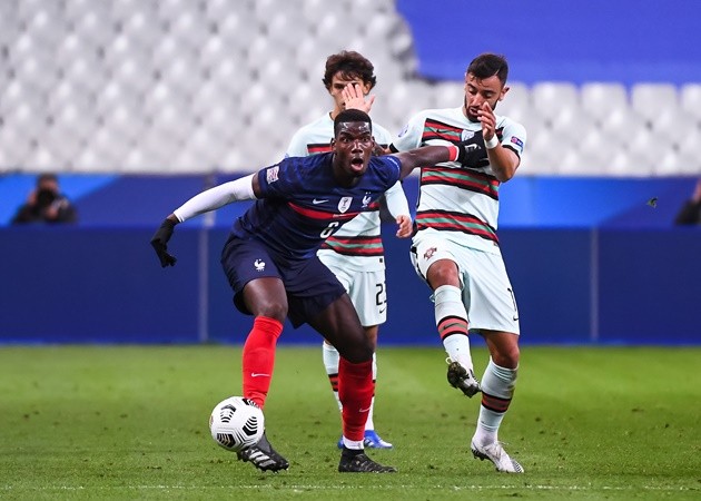 Deschamps 'cứu' nhưng Pogba 'tự hủy', Man Utd đã biết phải làm gì - Bóng Đá