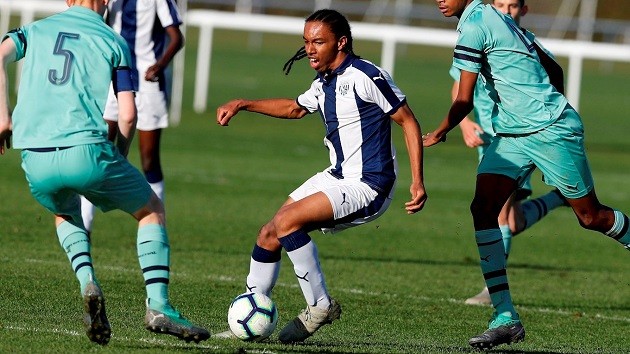Report: Tottenham Hotspur among clubs interested in West Bromwich Albion’s Rico Richards - Bóng Đá