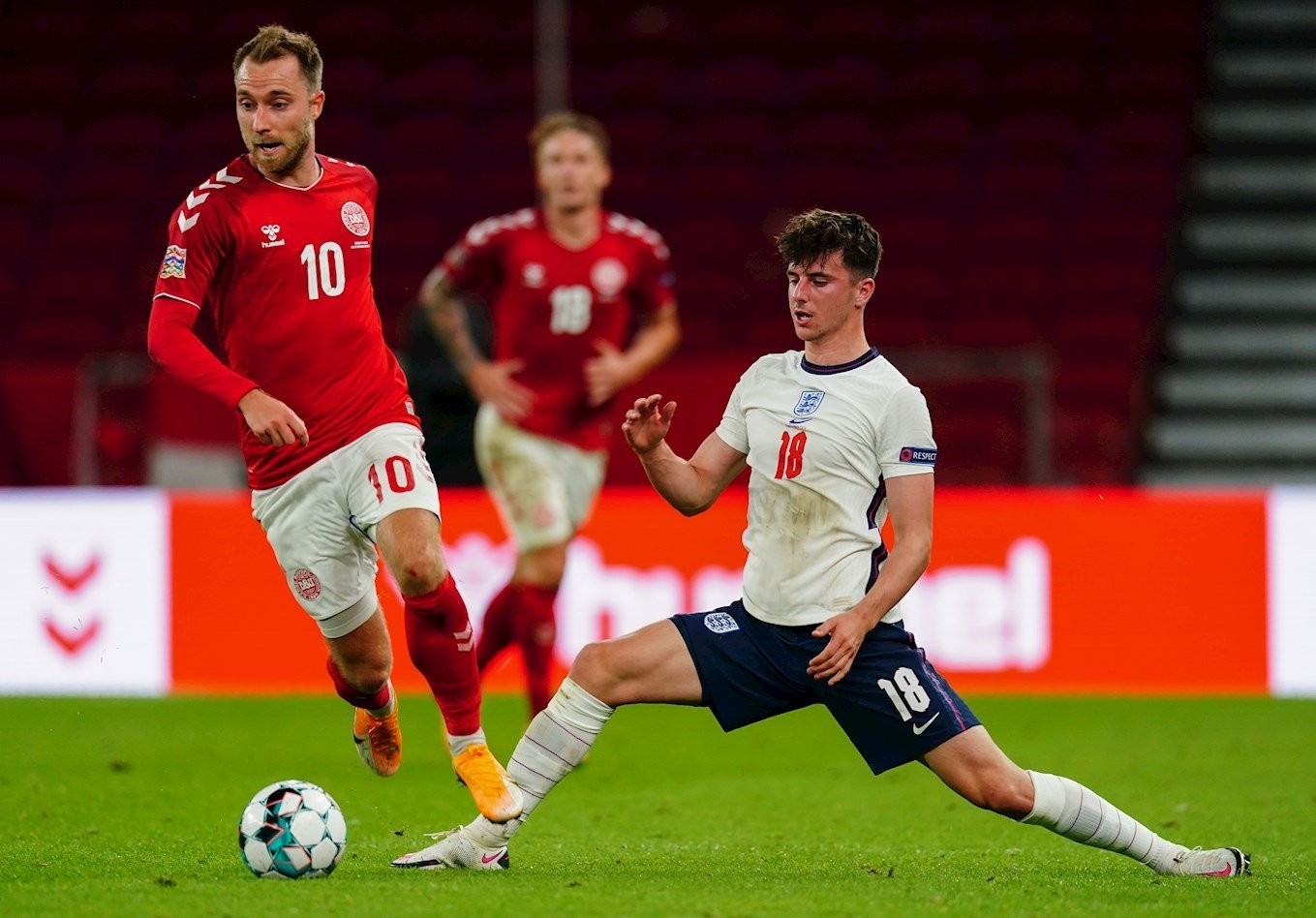 Official Eriksen - Bóng Đá