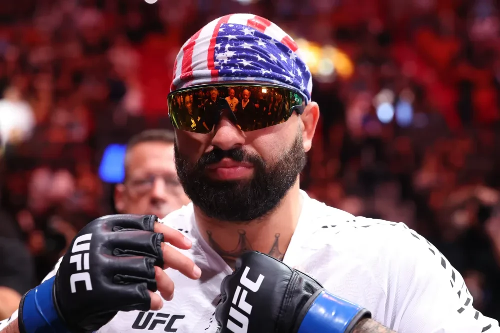 Josh Hokit đối đầu Curtis Blaydes tại UFC 327