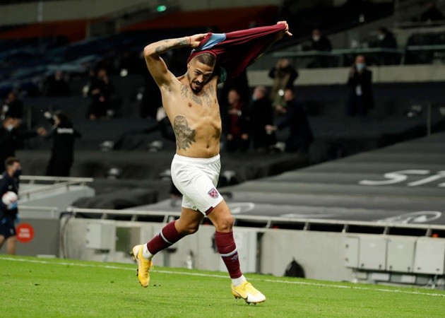 Dẫn 3-0 sau 16 phút, Tottenham vẫn chia điểm trong ngày Bale ra mắt - Bóng Đá