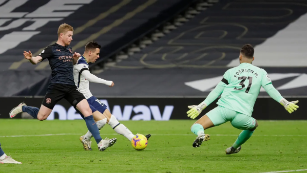 Những hình ảnh ấn tượng nhất vòng 9 Premier League - Bóng Đá