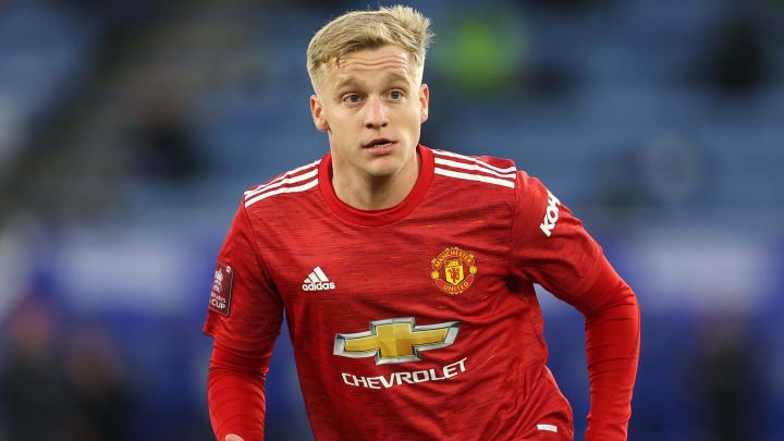 MU use De Beek for swap deal with haaland, sancho - Bóng Đá