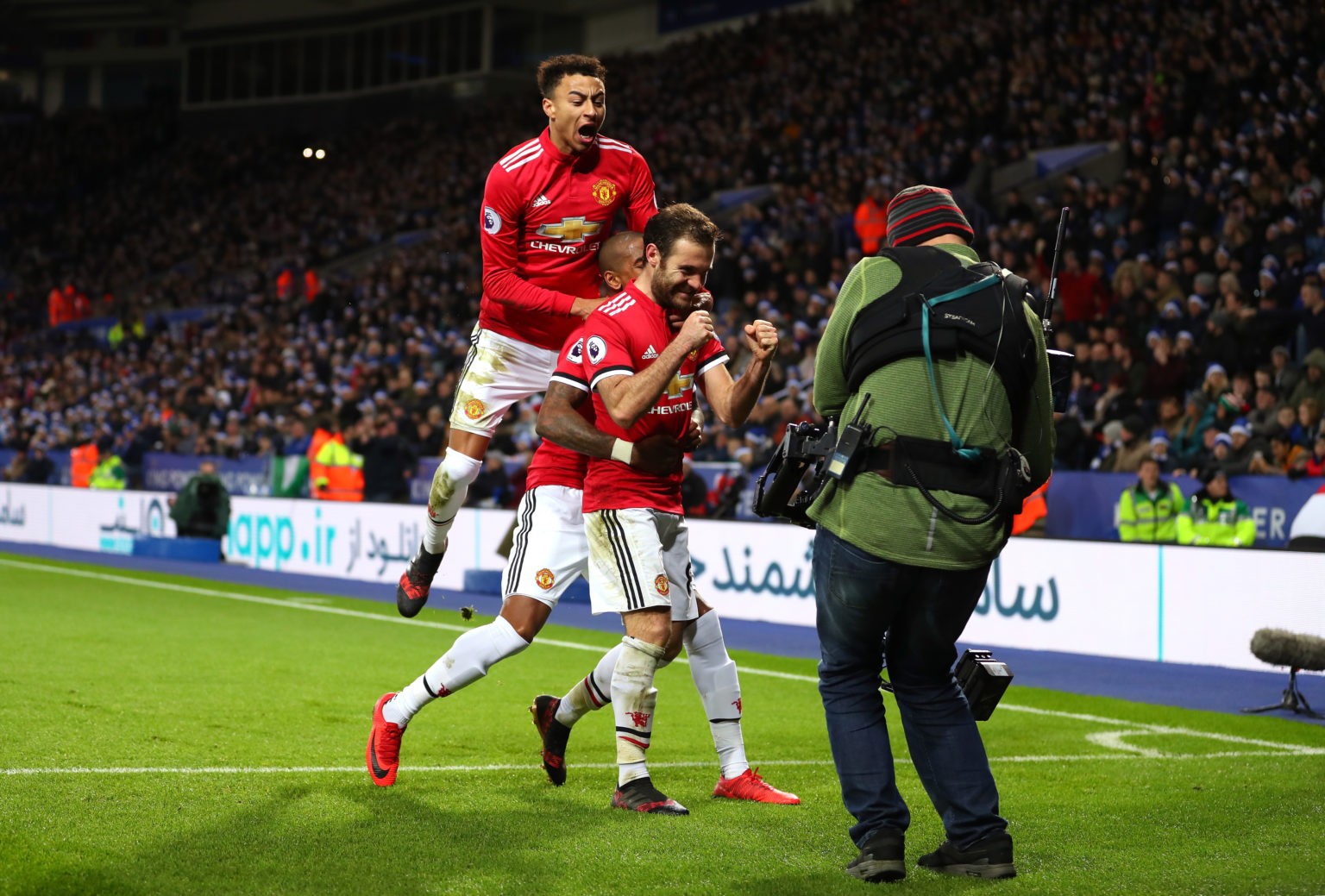 David Ornstein: Sancho pursuit unlikely, United could accelerate transfer plans if poor results continue - Bóng Đá