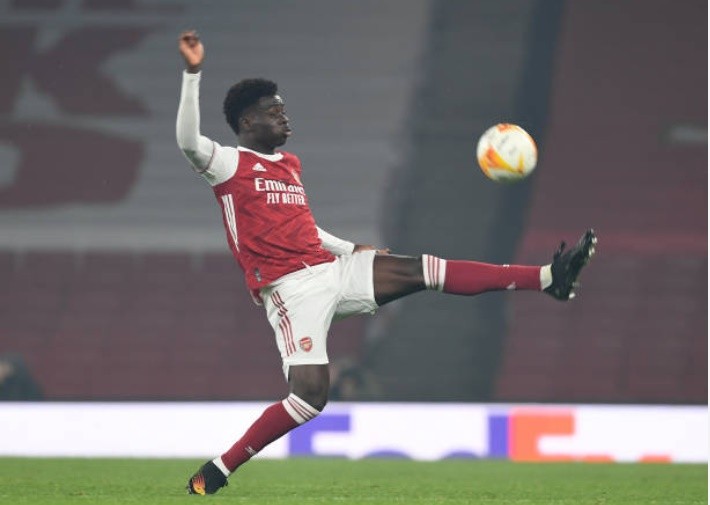 ‘Play him anywhere’: Arsenal fans rave about Bukayo Saka following Molde performance - Bóng Đá